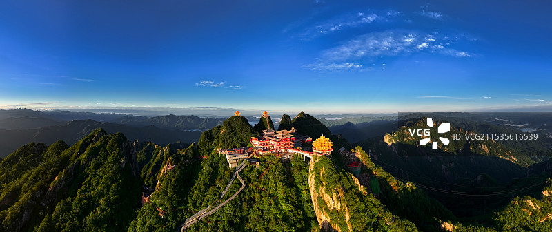河南老君山自然风景航拍全景图片素材