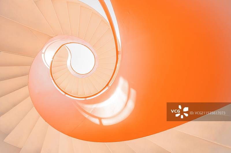 重庆极简旋转楼梯图片素材