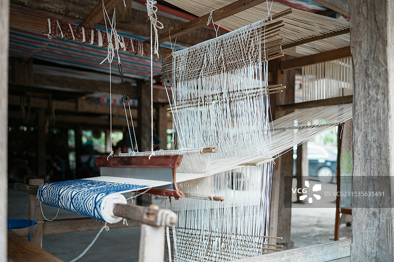 传统手工织布机图片素材