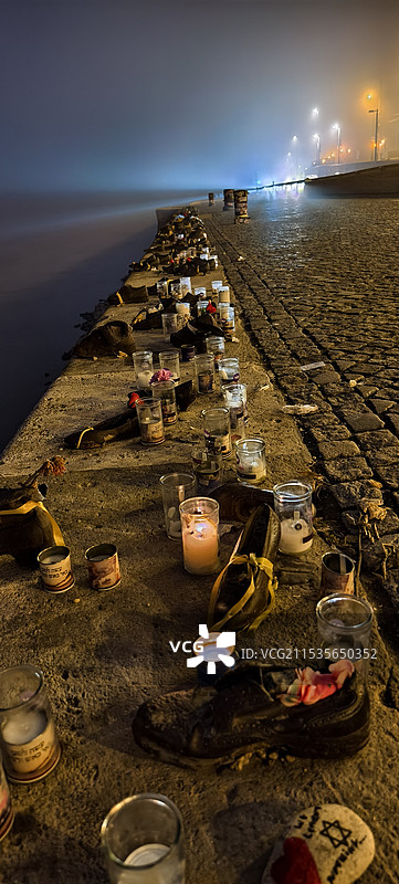 多瑙河犹太人鞋图片素材