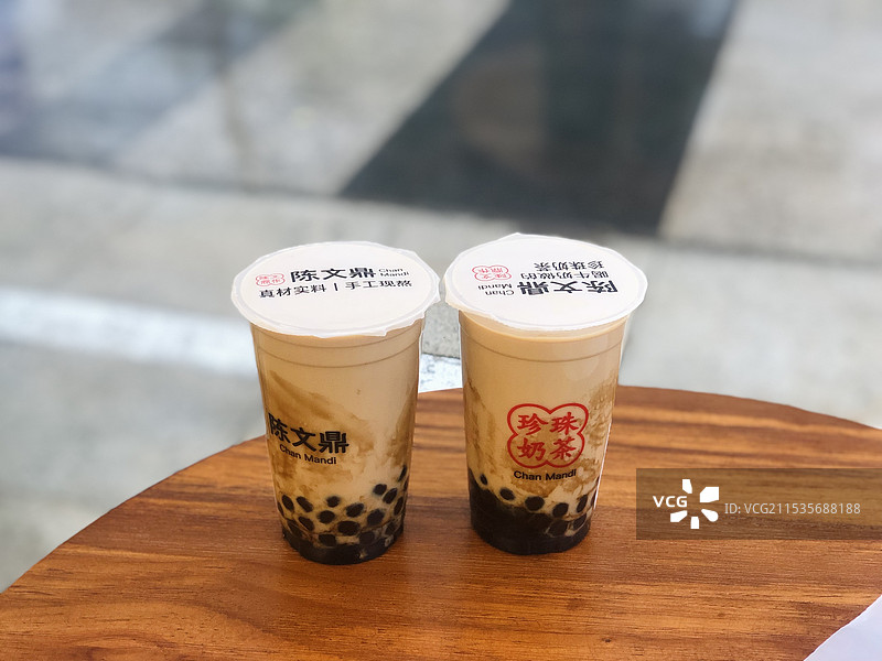 陈文鼎黑糖珍珠奶茶图片素材