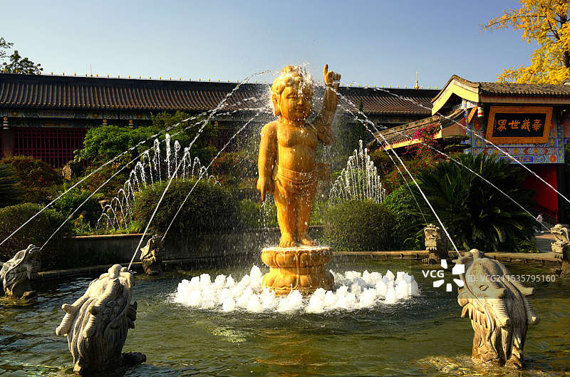 亚洲最大的十方丛林之一的四川峨眉山大佛禅院初冬风貌图片素材