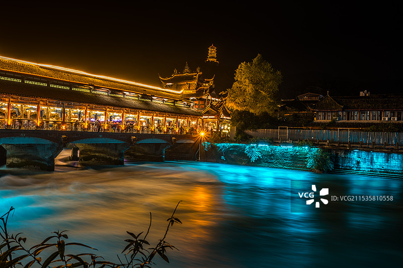 成都都江堰南桥夜景图片素材