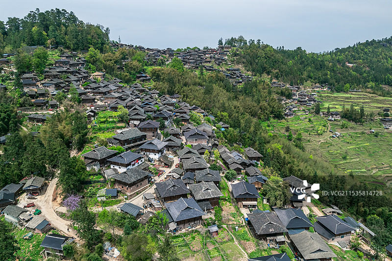 贵州省黔东南从江县岜沙苗寨航拍乡村风光图片素材