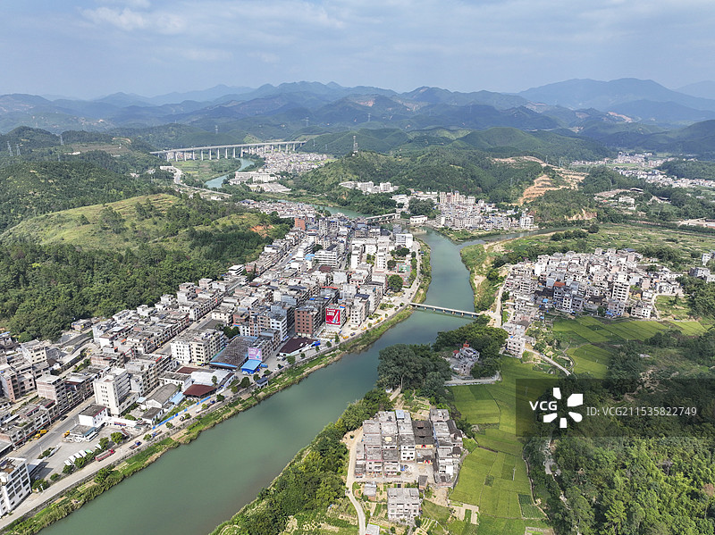 航拍怀集凤岗镇图片素材