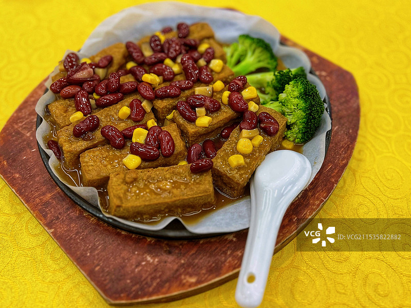 粤菜顺德菜中山菜铁板黑豆腐石磨黑豆腐图片素材