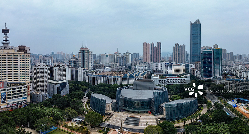 福州 五一广场 定光寺 协和医院 五一商场 于山风景名胜 福建大剧院 古田路 正大广场 元洪大厦 正图片素材