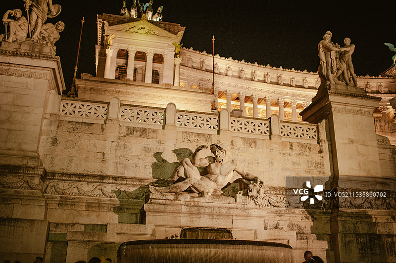 意大利罗马威尼斯广场维克多·埃曼纽尔二世纪念堂图片素材