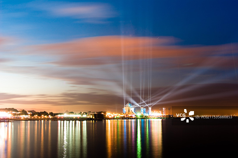 北戴河碧螺塔酒吧夜色图片素材