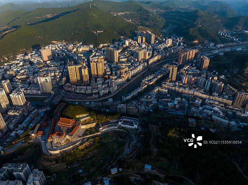 四川省绵阳市盐亭县云溪镇航拍图片图片素材