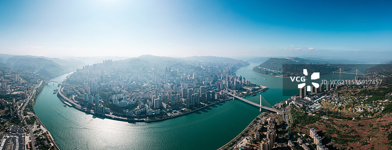 航拍蓝天下的重庆涪陵城市全景图片素材