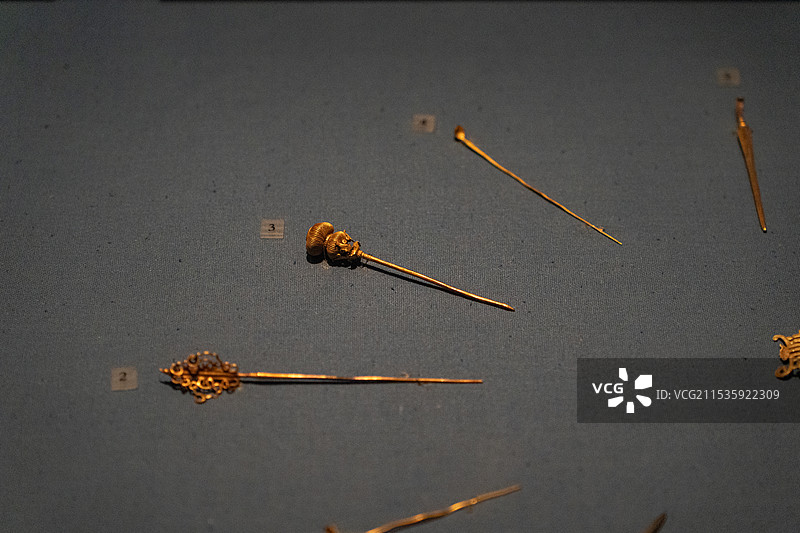 明代摺丝葫芦头金簪图片素材