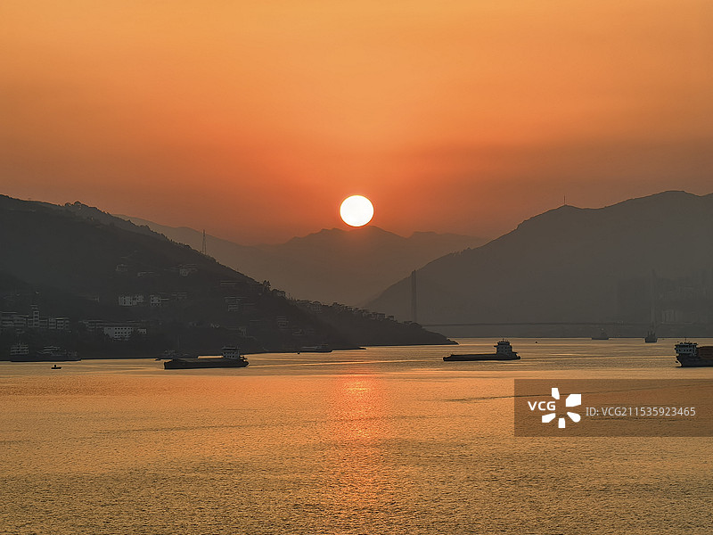 醉美夕阳瞿塘峡图片素材