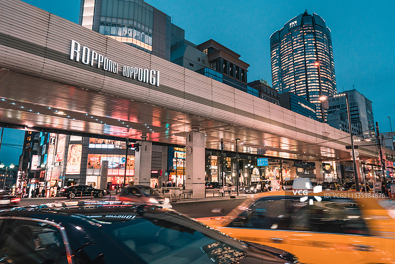 六本木夜间十字路口图片素材
