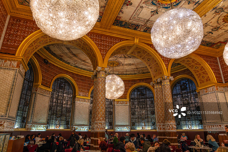 维多利亚和阿尔伯特博物馆的咖啡馆图片素材
