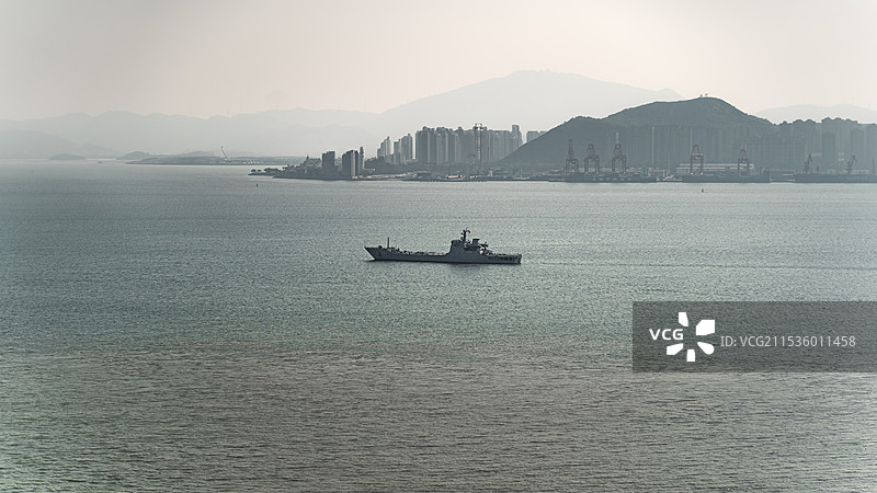 厦门海域的军舰图片素材