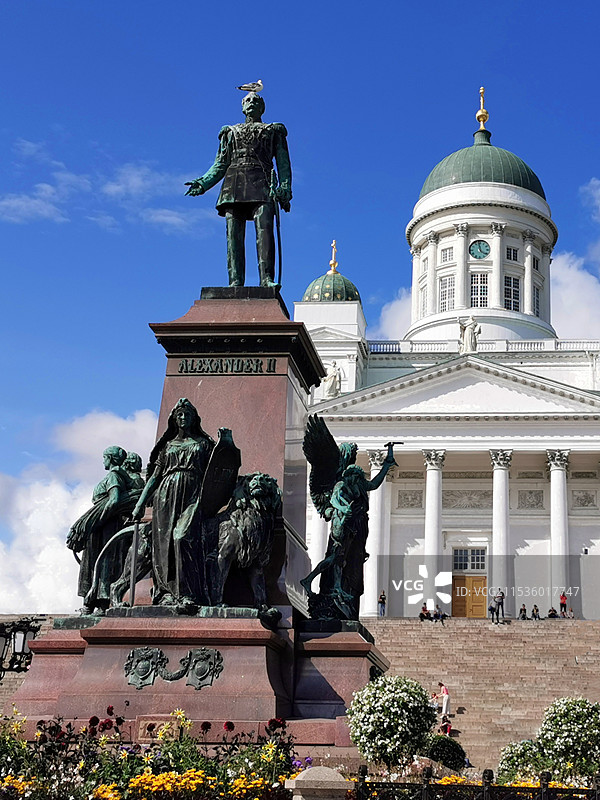 赫尔辛基亚历山大二世纪念碑和路德大教堂图片素材