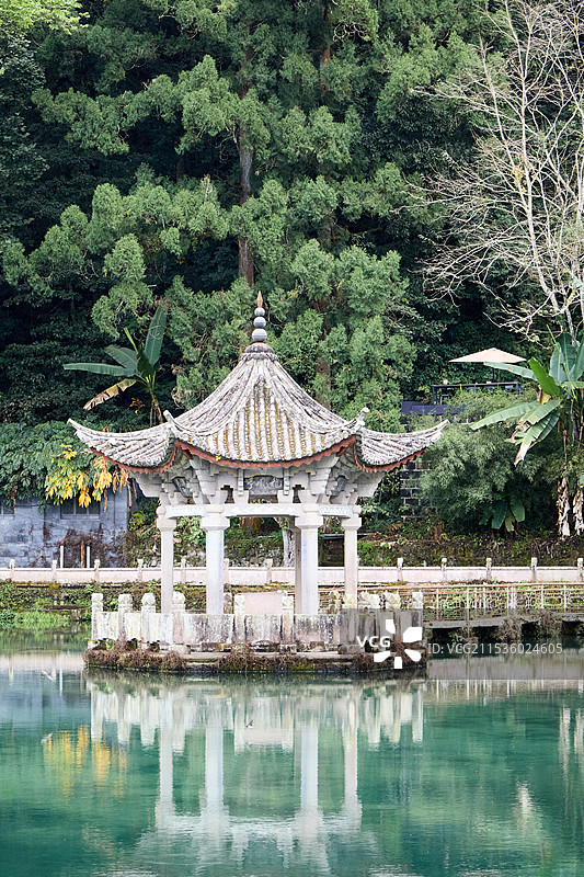 云南腾冲和顺古镇元龙阁龙凤亭图片素材