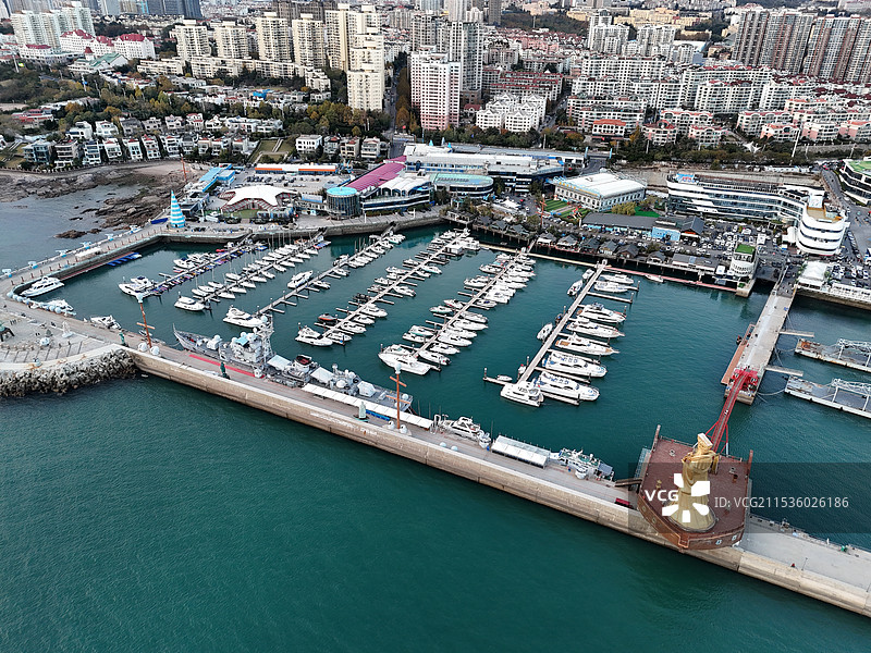 航拍青岛银海国际游艇俱乐部图片素材