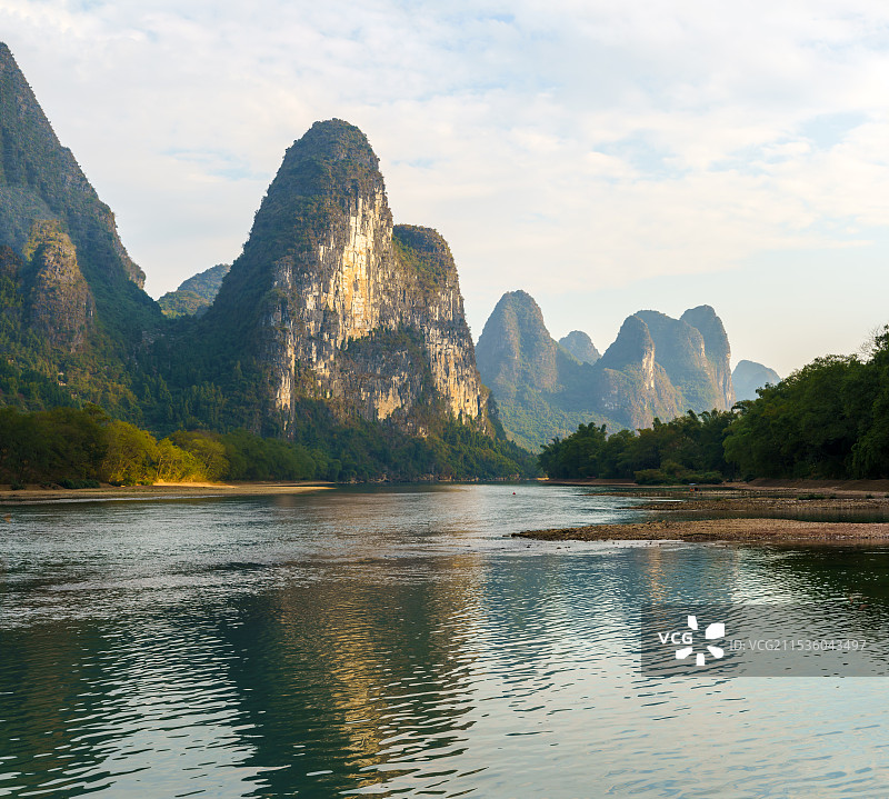阳朔周边和漓江12月初冬的山水景色图片素材