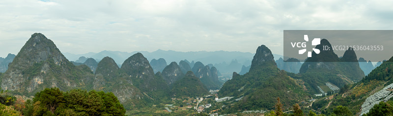 阳朔周边和漓江12月初冬的山水景色图片素材