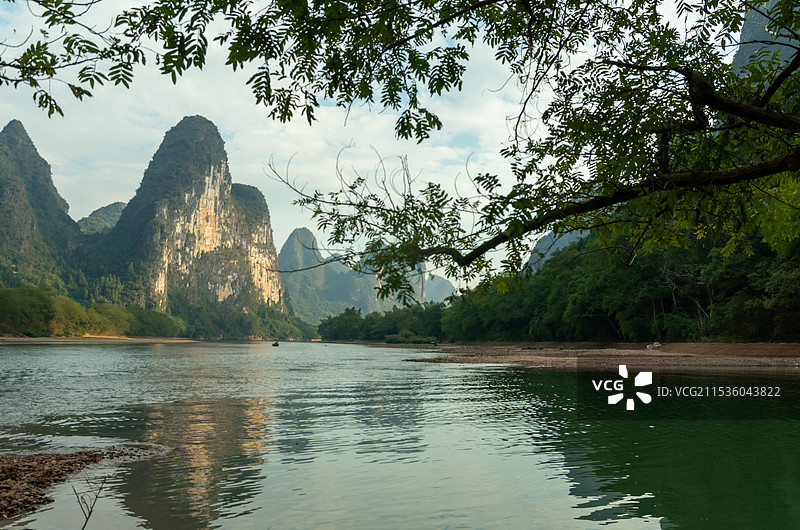 阳朔周边和漓江12月初冬的山水景色图片素材