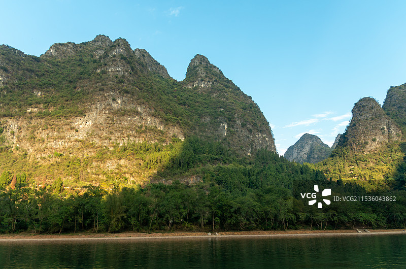 阳朔周边和漓江12月初冬的山水景色图片素材