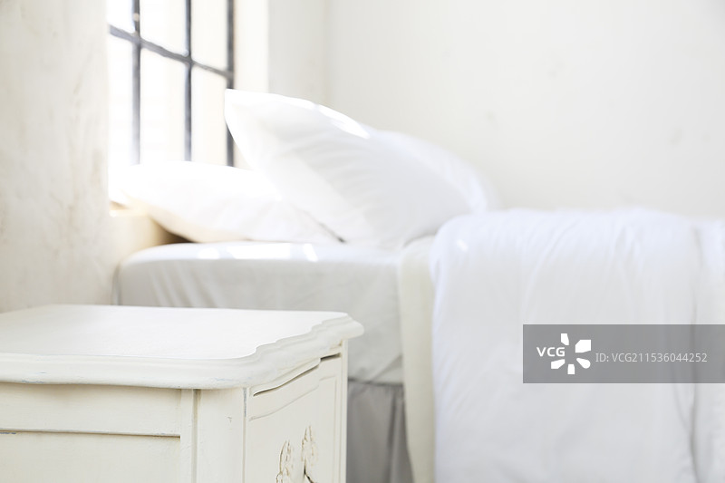 带有大窗户的卧室背景，用于合成图片素材