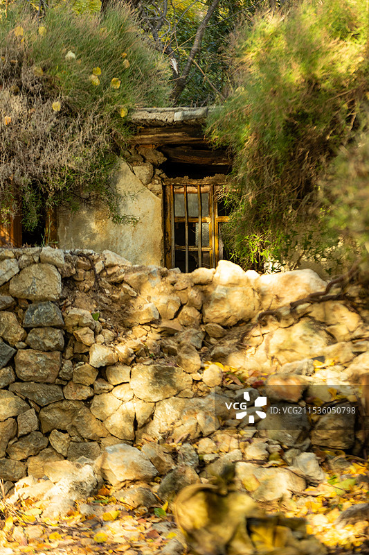 废弃的石头房子图片素材