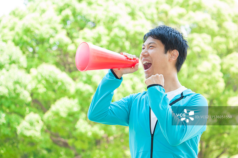 日本男性在锻炼图片素材