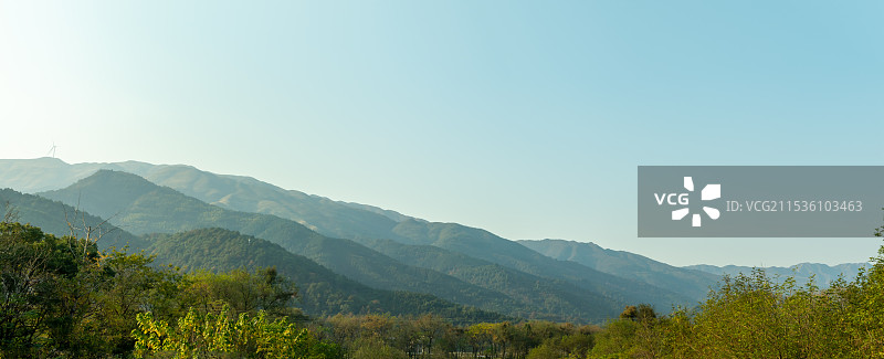 山水，倒影 森林 水库图 烟，古桥图片素材