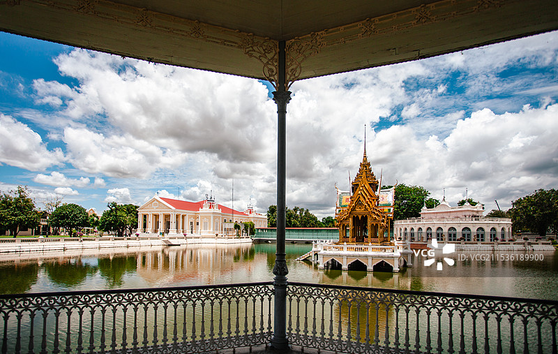 泰国大城邦芭茵夏宫建筑景观，Bang Pa In Summer Palace图片素材