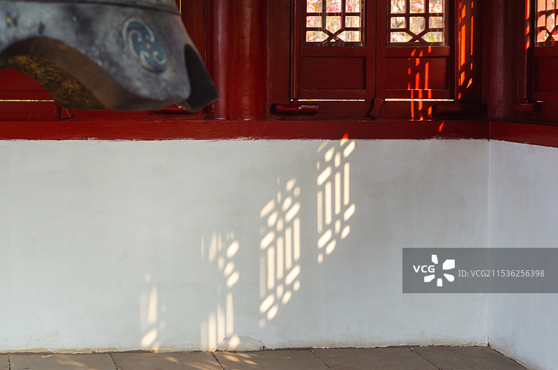 河南省洛阳周公庙钟楼图片素材