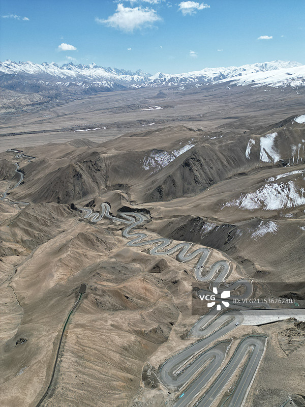 盘龙公路，走过了所有弯路尽是坦途图片素材