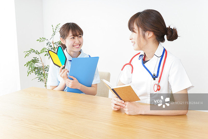 年轻护士图片素材