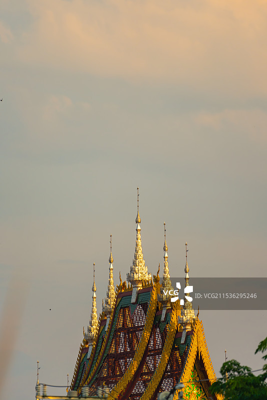 西双版纳傣式建筑屋顶图片素材