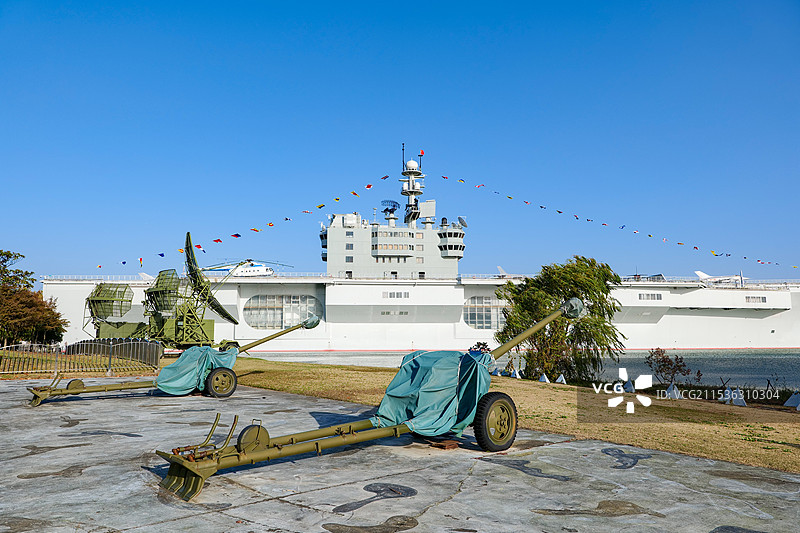 上海东方绿舟，仿真航空母舰图片素材