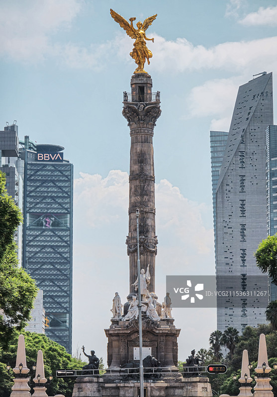 墨西哥城独立纪念碑女神像图片素材