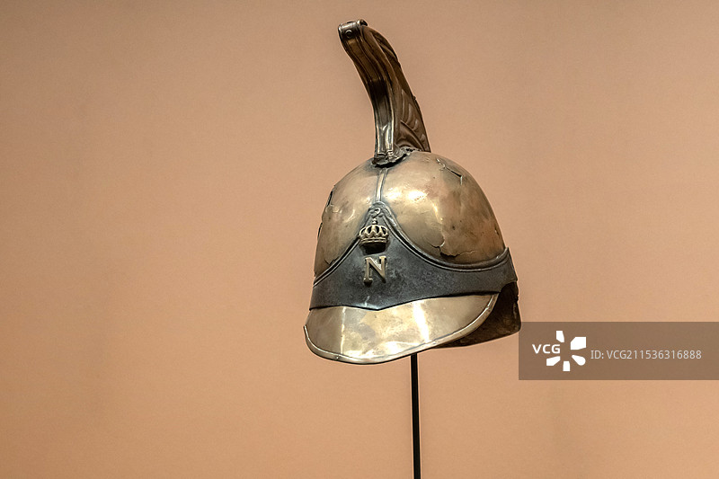 滑铁卢战役中龙骑兵头盔 1810-1815年 山东博物馆“从平凡到非凡：拿破仑与法兰西的变革时代”展图片素材