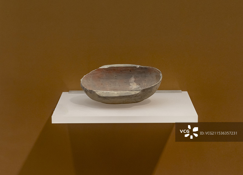 灰陶耳杯 东汉 睢宁县刘楼出土 南京博物院图片素材