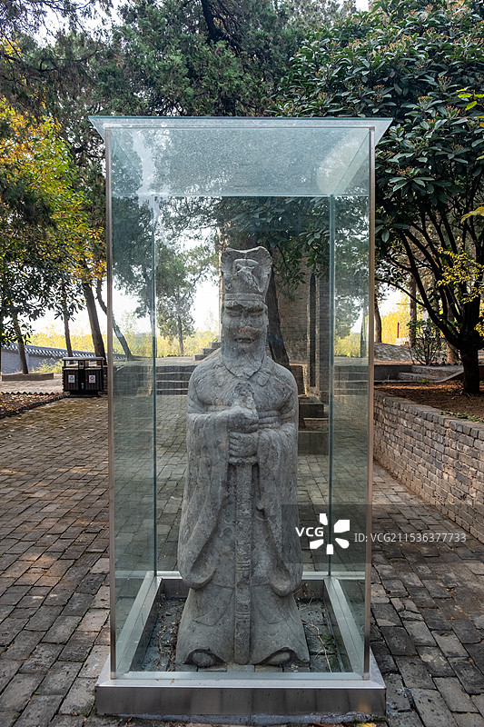 河南洛阳伊川县范仲淹墓图片素材