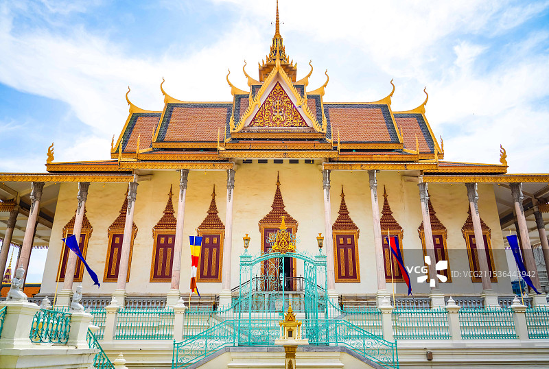 柬埔寨金边大皇宫中的玉佛寺图片素材