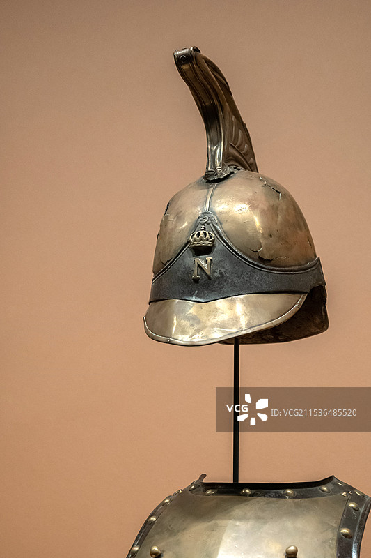 滑铁卢战役中龙骑兵头盔 1810-1815年 山东博物馆“从平凡到非凡：拿破仑与法兰西的变革时代”展图片素材