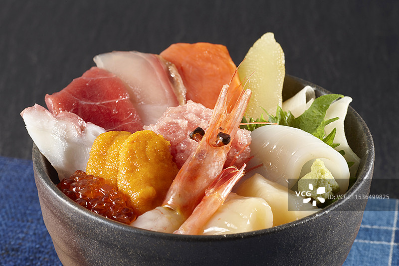 海鲜丼（海鲜盖饭）图片素材