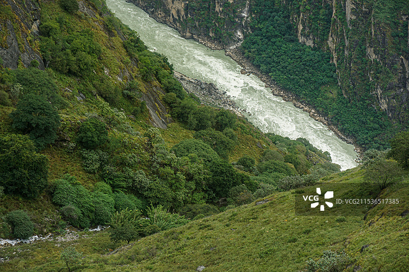 迪庆虎跳峡景区图片素材