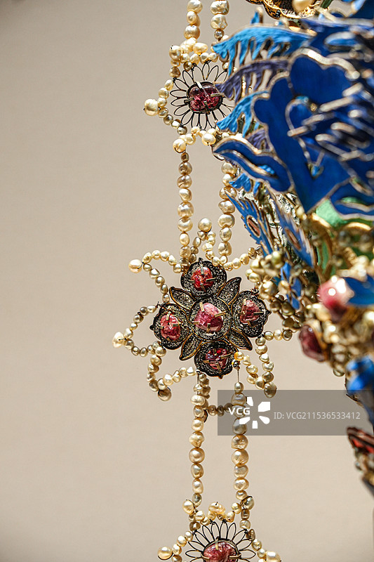 明代万历皇帝皇后的凤冠图片素材