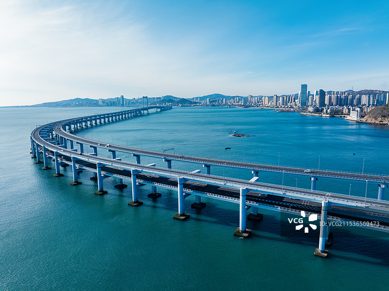 航拍大连星海湾跨海大桥图片素材
