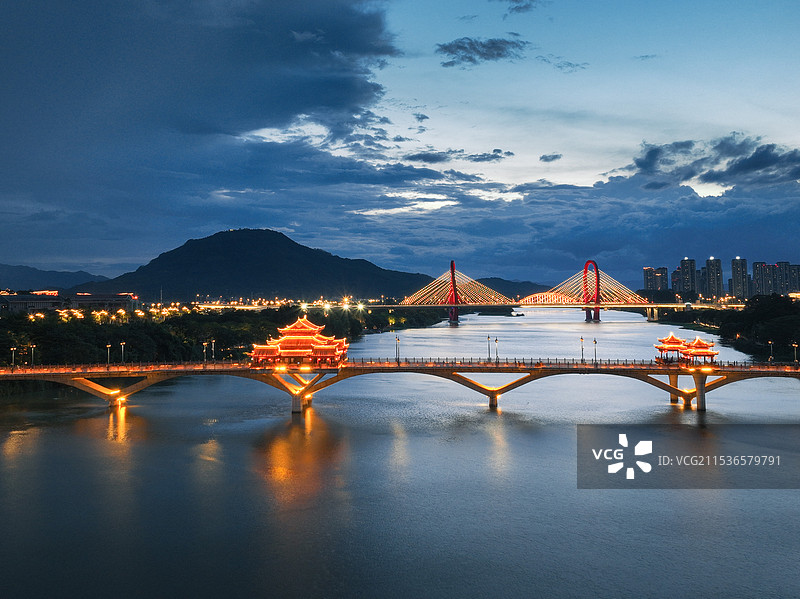 漳州市芗城区九龙江南山桥蓝调航拍图片素材