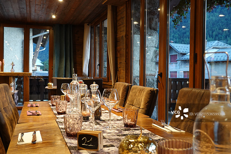 法国小镇餐厅图片素材