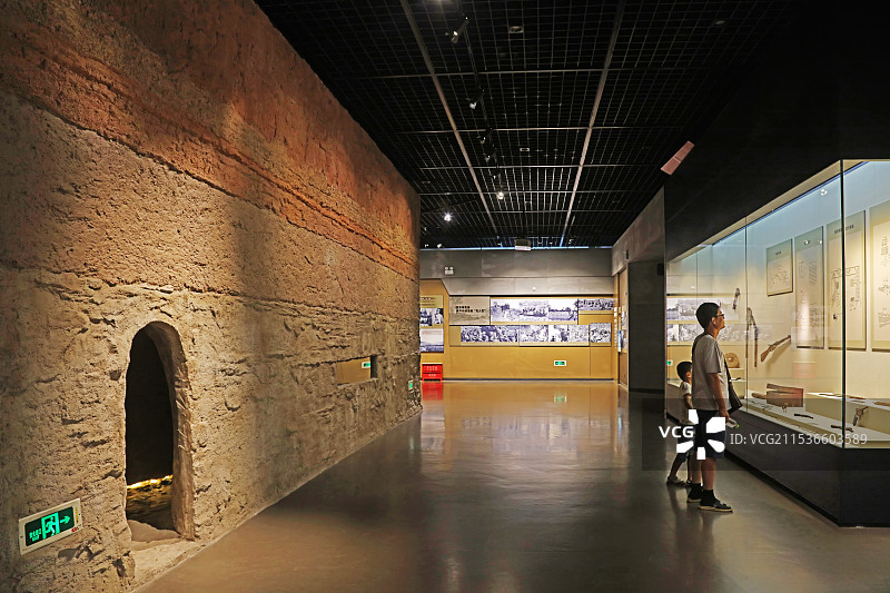 河北博物院抗日烽火英雄河北展览地道战图片素材